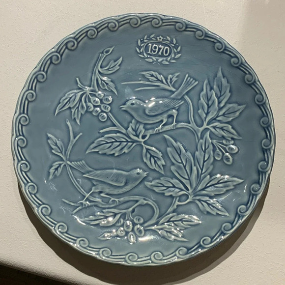 Other - Vintage 1970 limited edition French plate. Beautifully‎ embossed bird plate blue
